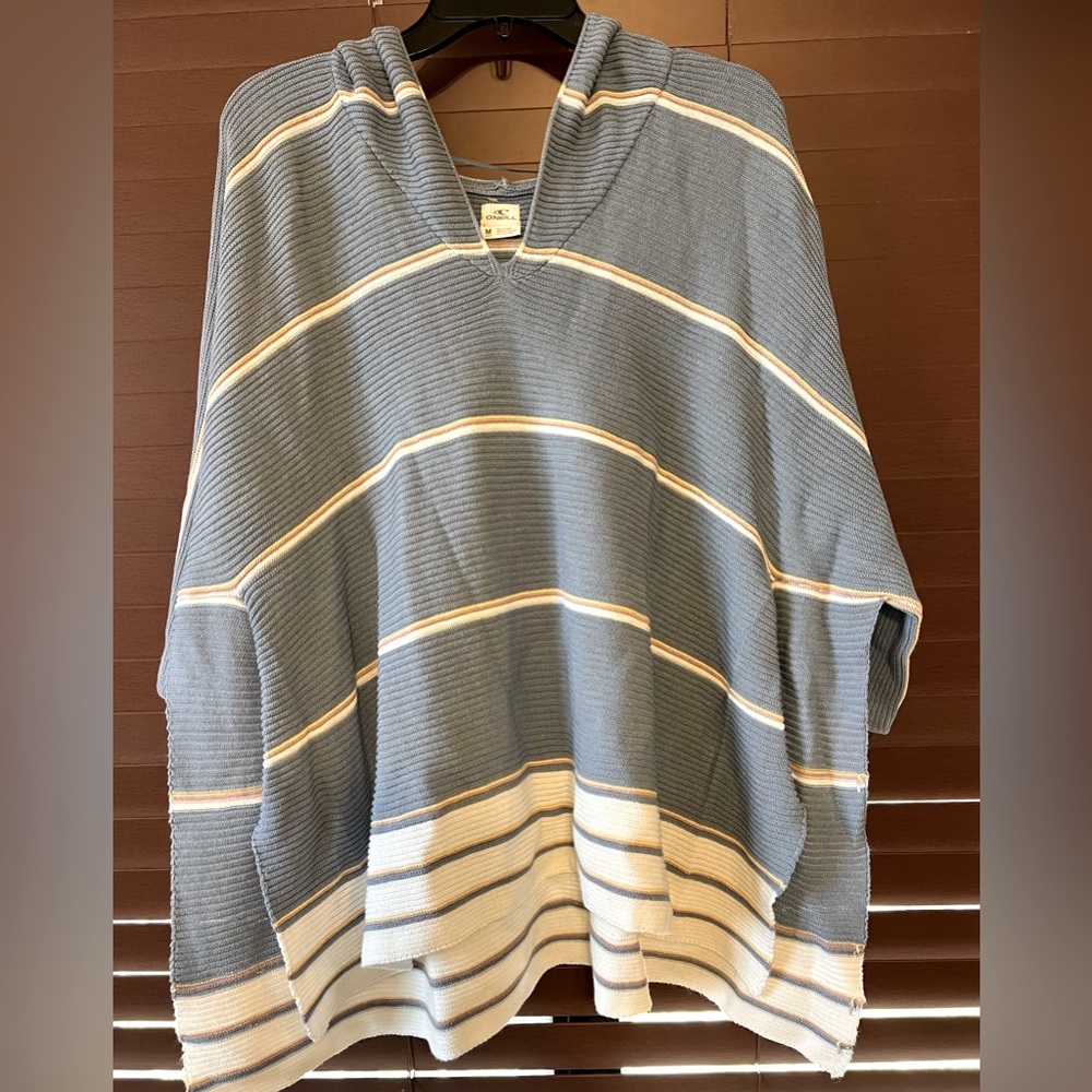O’Neill Hooded Swim Coverup